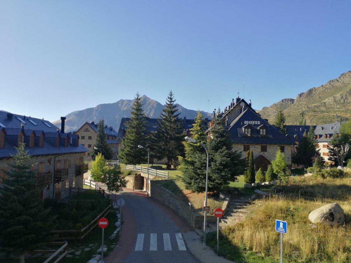 Apartamento L Auet Pla de l'Ermita Extérieur photo